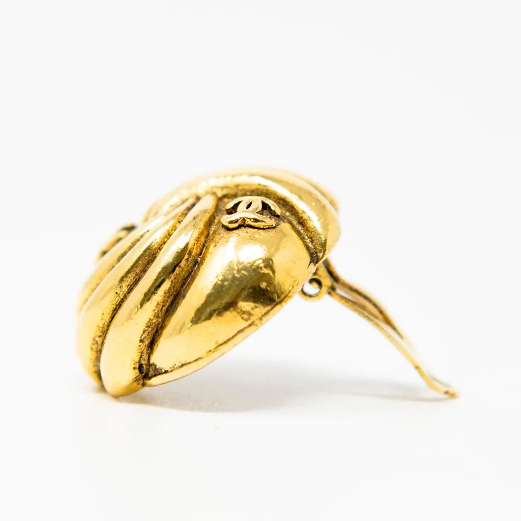Chanel Gold Vintage Clip On Earrings