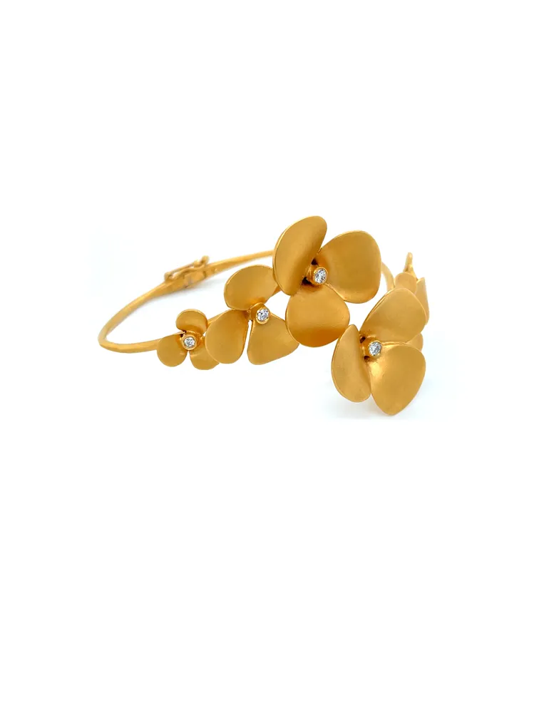 Diamond  Bracelet 14 Karat