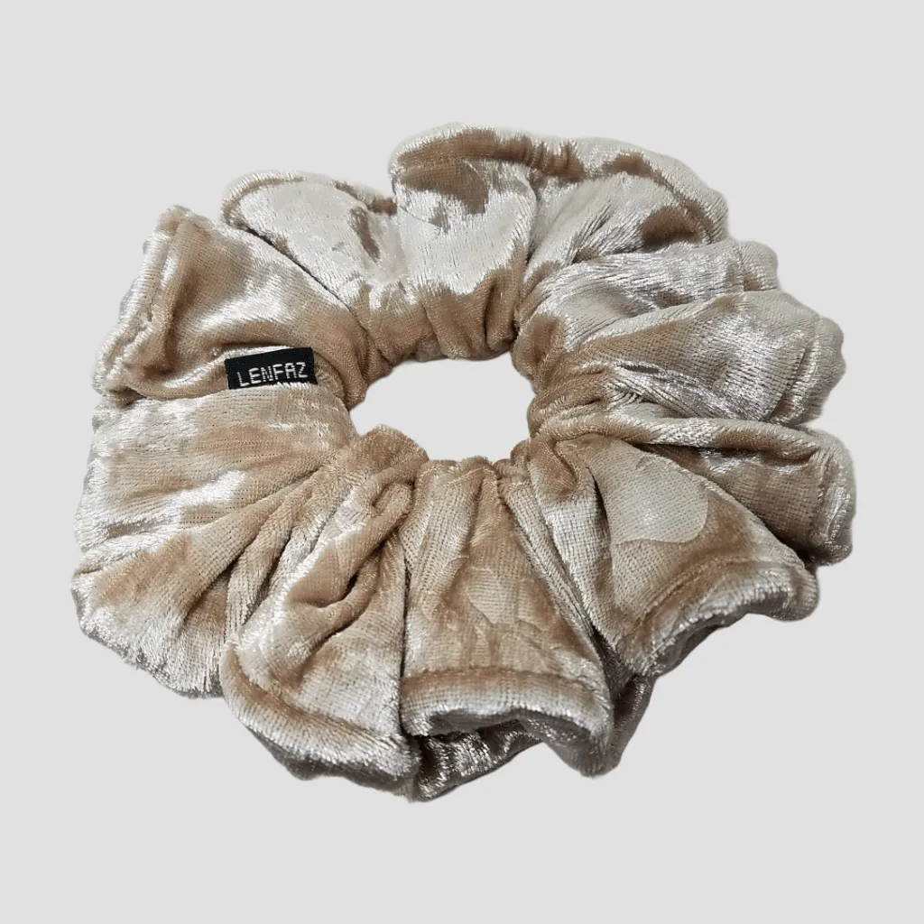 French Vanilla Velvet Scrunchie - Berry Pink Mini Perfume Spray Btl.