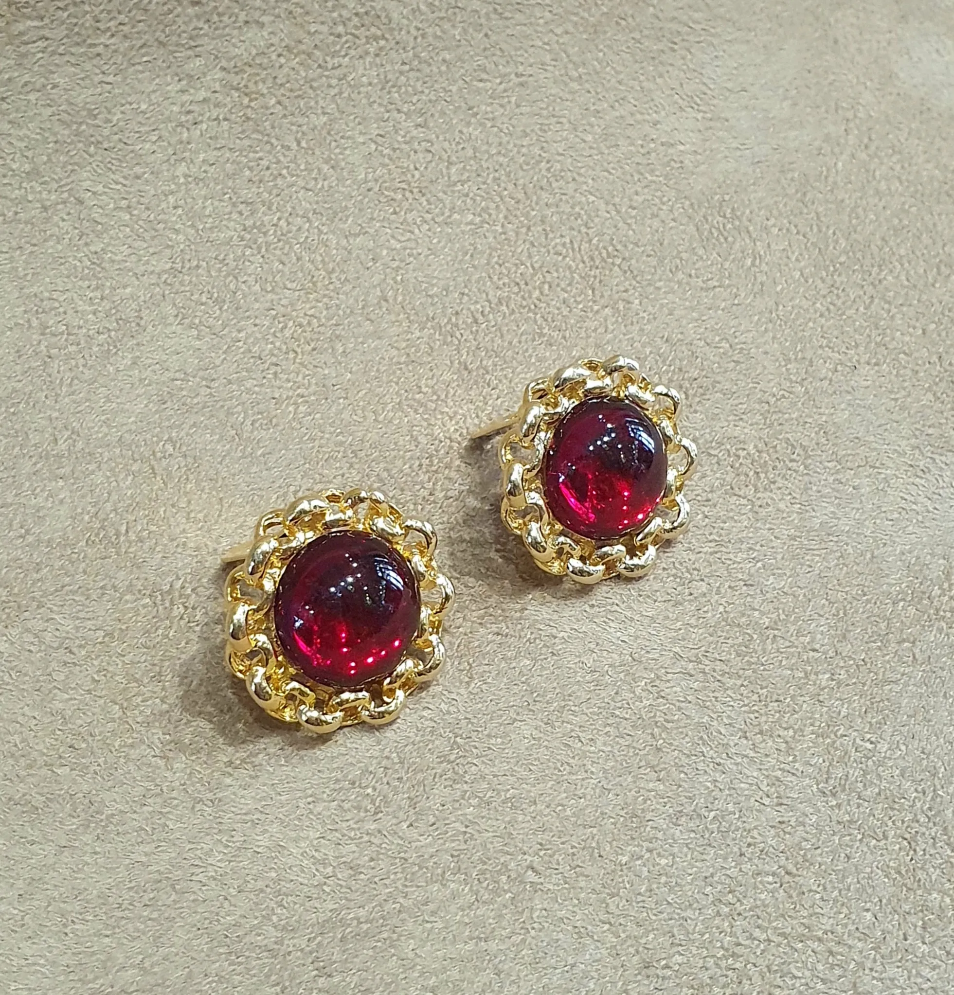Red Glass Cabochon rope trim Clip on Vintage Earrings
