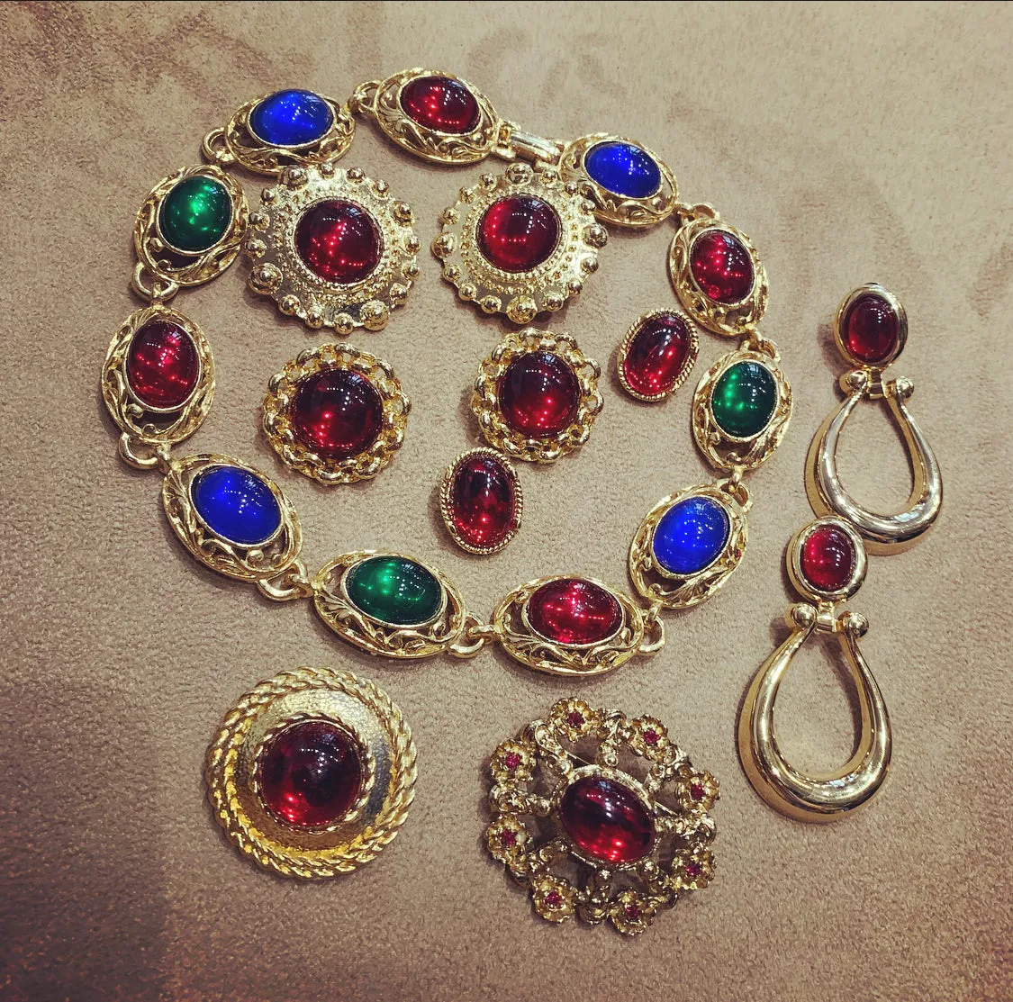 Red Glass Cabochon rope trim Clip on Vintage Earrings