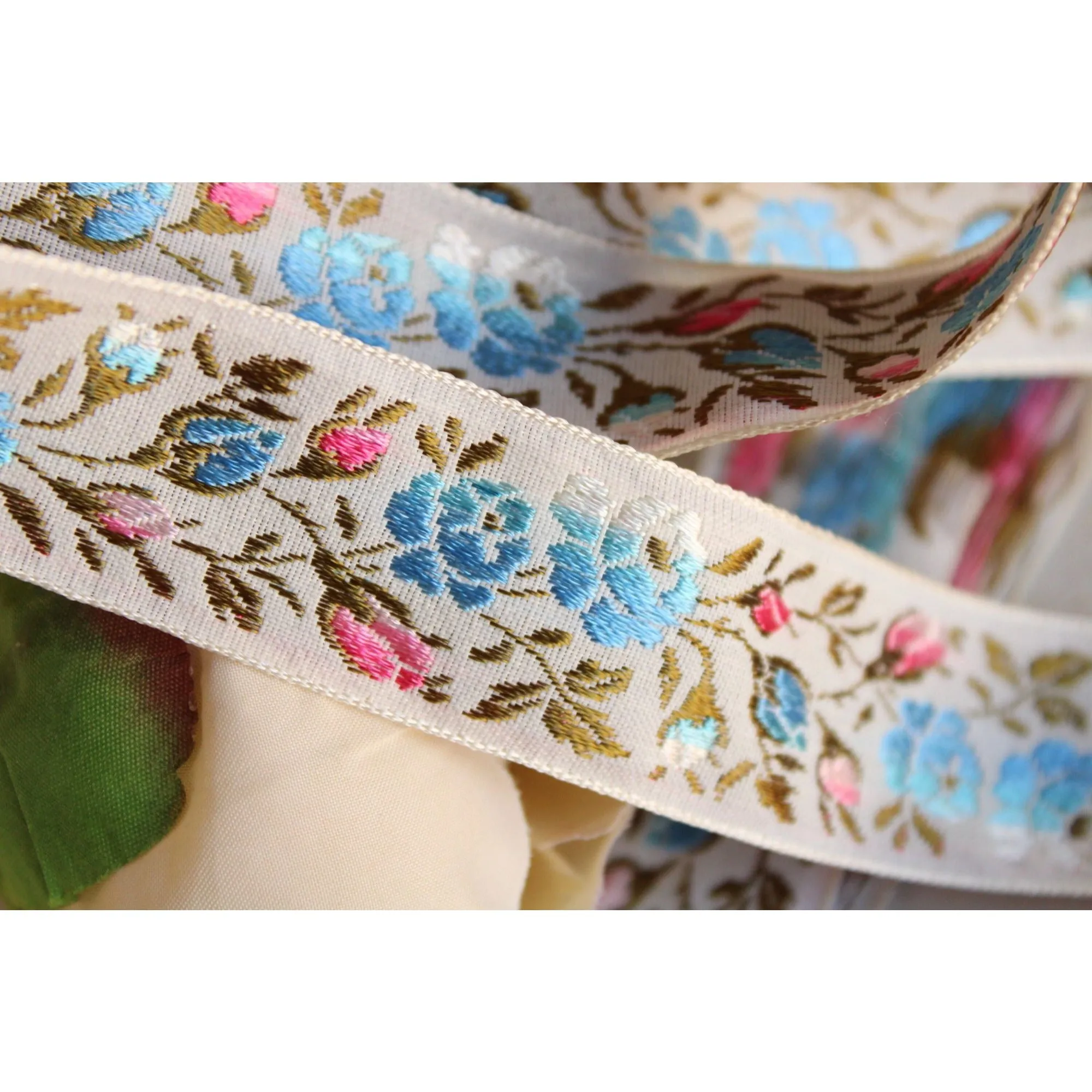 Vintage Jacquard Ribbon Trim, Pink Blue And White, 2.5 Yards, 1 Inch Wide
