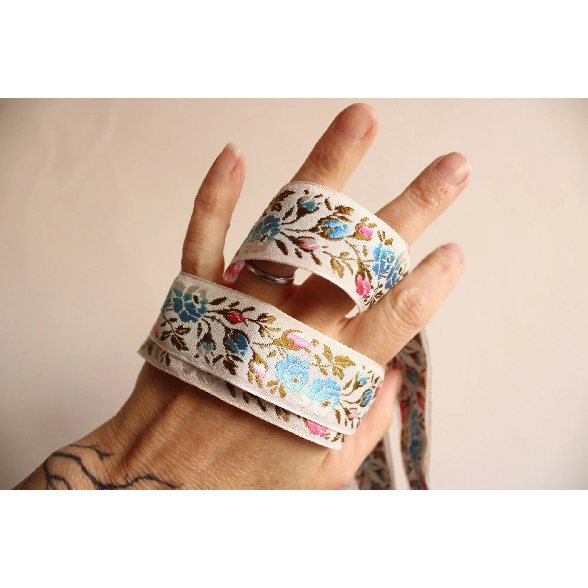 Vintage Jacquard Ribbon Trim, Pink Blue And White, 2.5 Yards, 1 Inch Wide