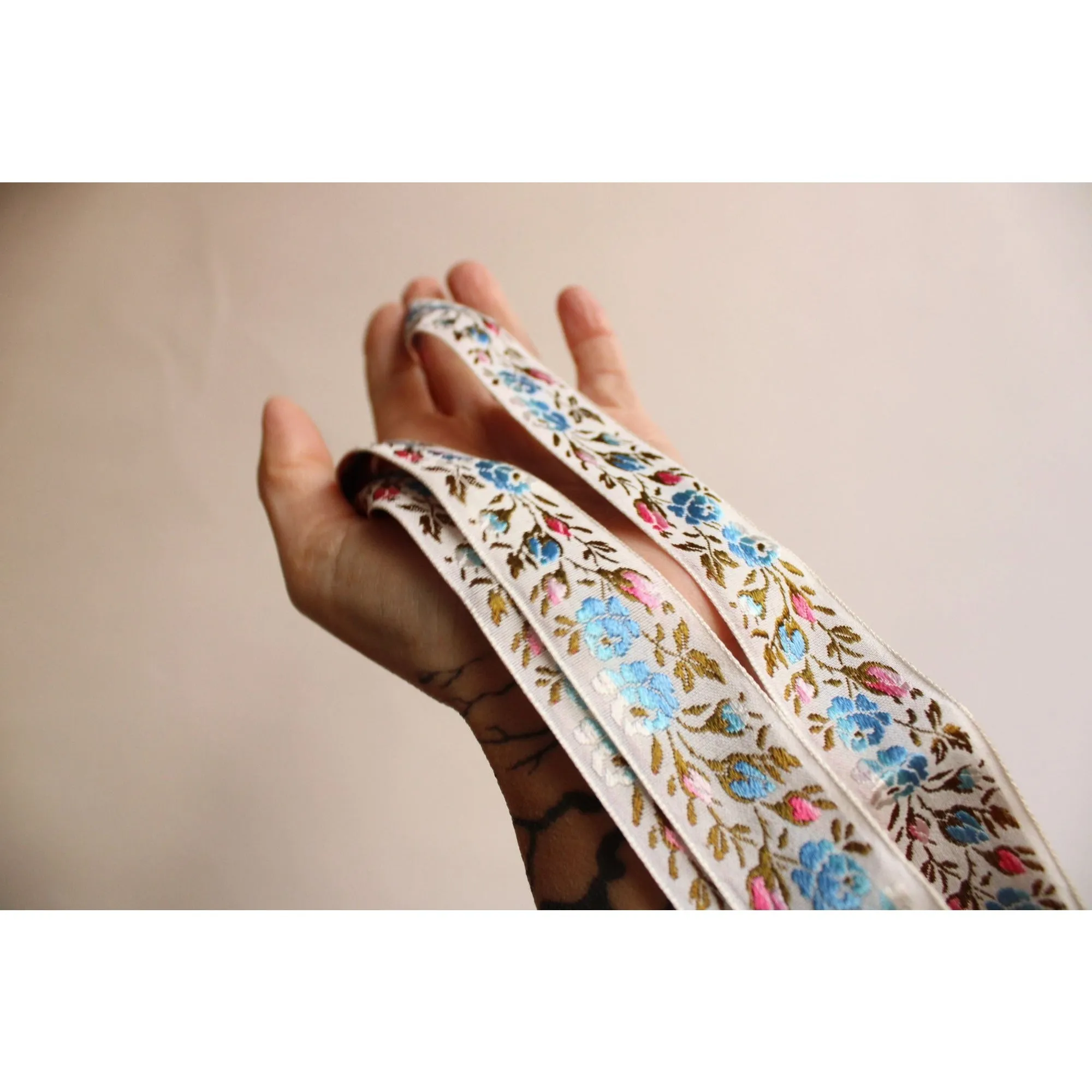 Vintage Jacquard Ribbon Trim, Pink Blue And White, 2.5 Yards, 1 Inch Wide