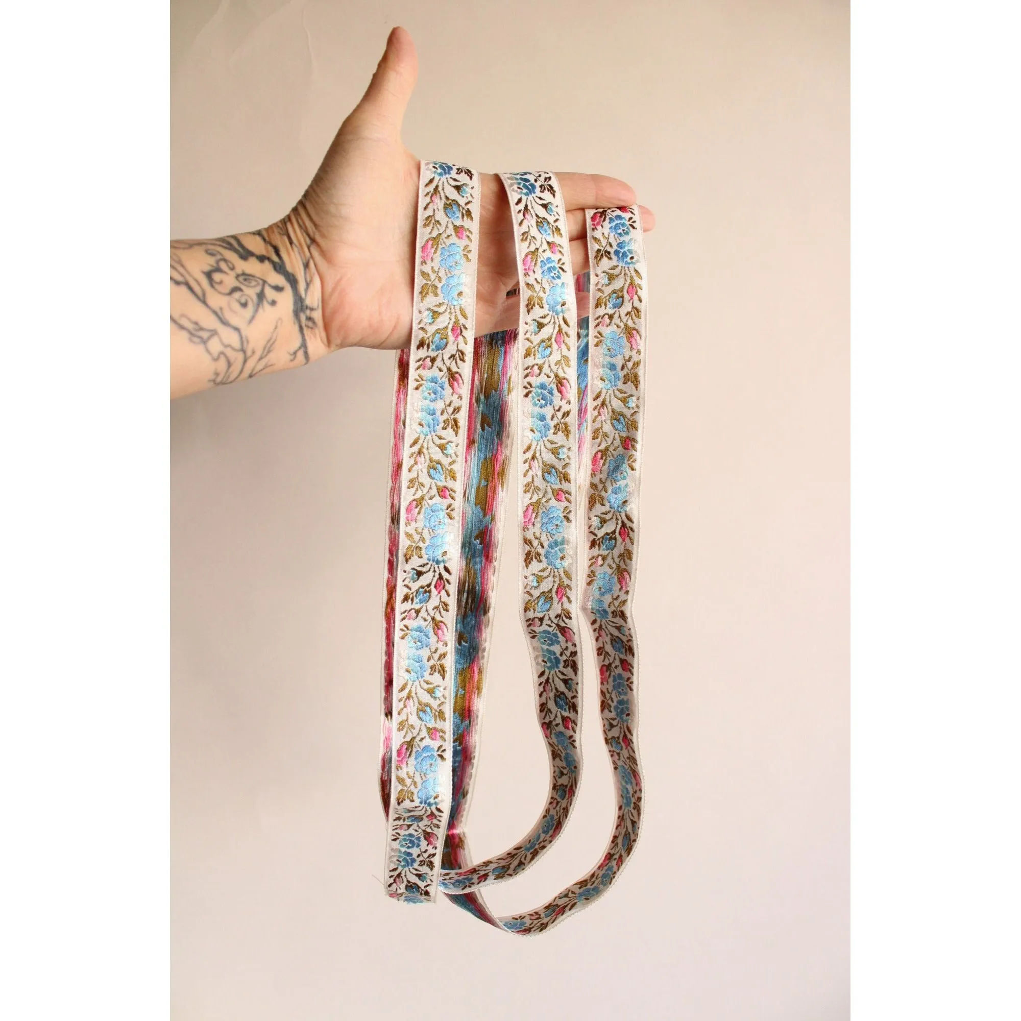 Vintage Jacquard Ribbon Trim, Pink Blue And White, 2.5 Yards, 1 Inch Wide